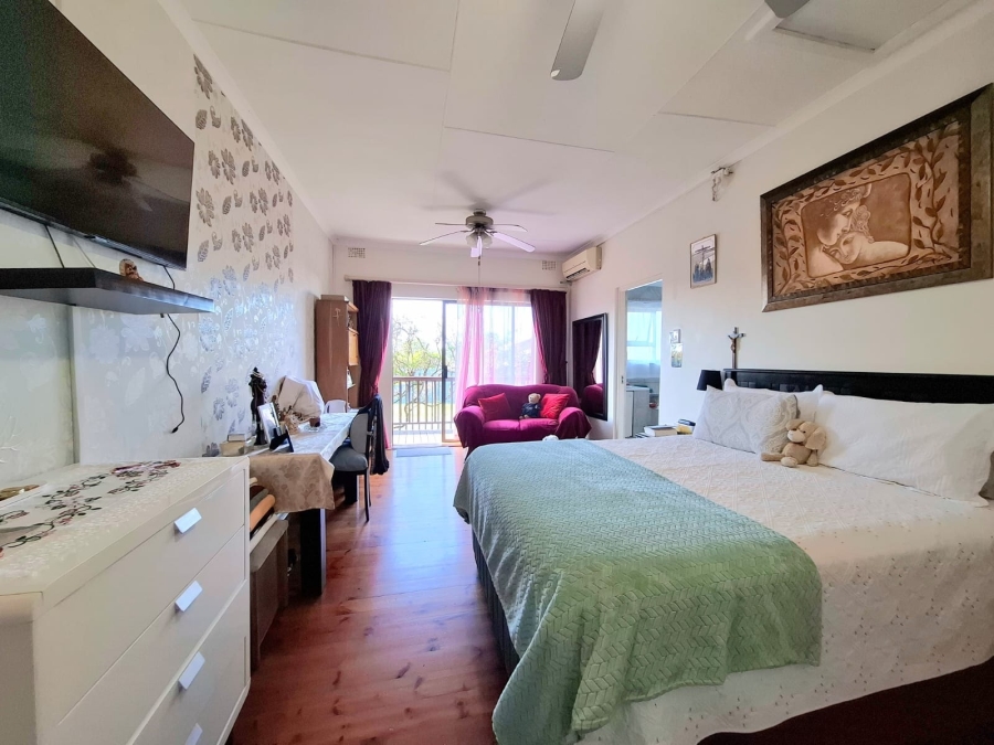 7 Bedroom Property for Sale in Gonubie Eastern Cape